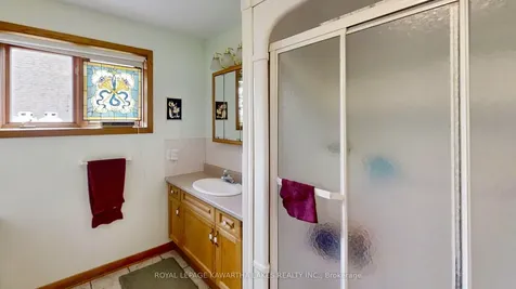 21 Emerald Street Kawartha Lakes ON K9V 4R6