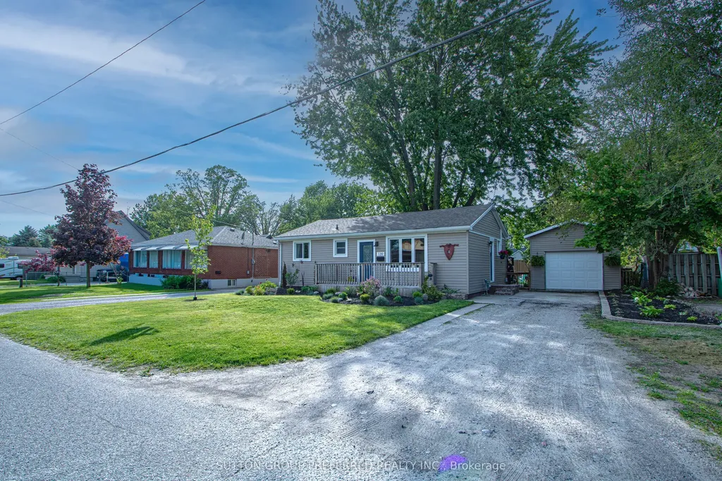 139 Keefer Street Strathroy-caradoc ON N7G 1E1