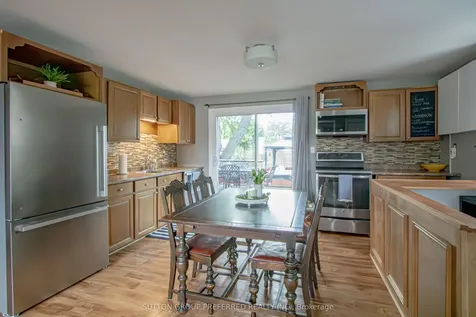 139 Keefer Street Strathroy-caradoc ON N7G 1E1
