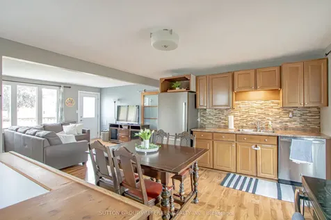 139 Keefer Street Strathroy-caradoc ON N7G 1E1