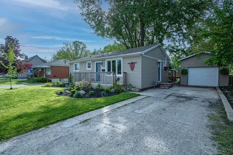 139 Keefer Street Strathroy-caradoc ON N7G 1E1