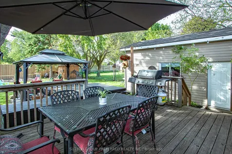 139 Keefer Street Strathroy-caradoc ON N7G 1E1