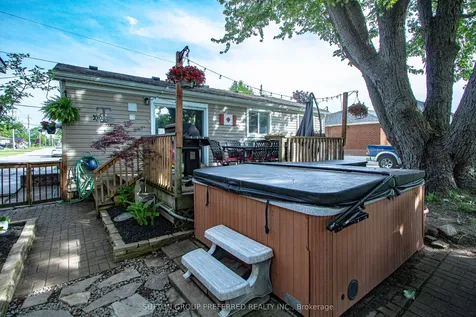 139 Keefer Street Strathroy-caradoc ON N7G 1E1