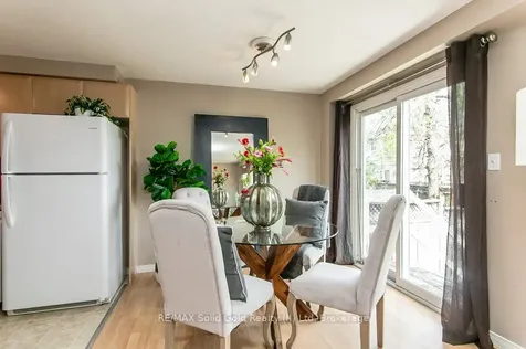 71 Foxglove Crescent Kitchener ON N2E 3Y8