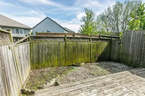71 Foxglove Crescent Kitchener ON N2E 3Y8
