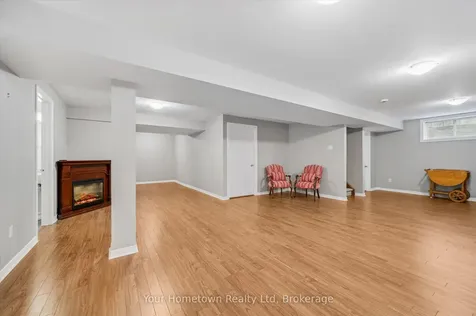 63 Spencer Drive Centre Wellington ON N0B 1S0