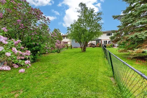 1057 Basswood Place Kingston ON K7P 1K4