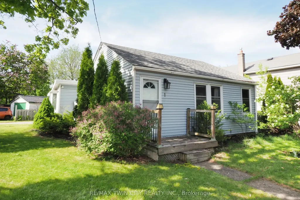 1 Forbes Street Cambridge ON N3C 2E1