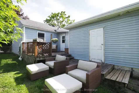1 Forbes Street Cambridge ON N3C 2E1