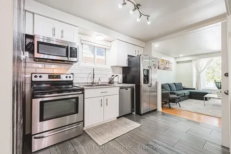 13 East 21st Street Hamilton ON L8V 2T3