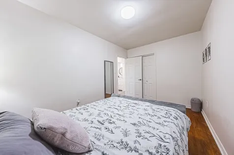 13 East 21st Street Hamilton ON L8V 2T3