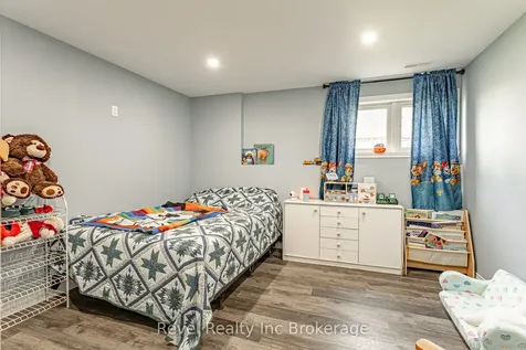 122 Hemlock Road Ingersoll ON N5C 3Z6