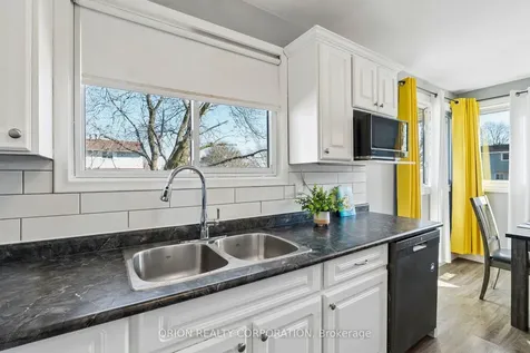 1014B Vanier Avenue Woodstock ON N4S 4K4