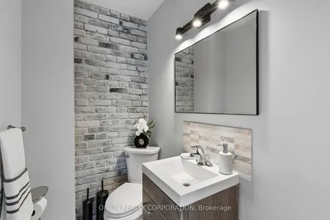 1014B Vanier Avenue Woodstock ON N4S 4K4