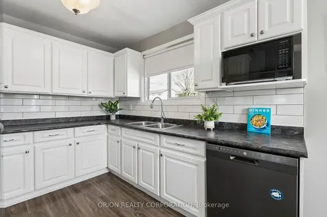 1014B Vanier Avenue Woodstock ON N4S 4K4