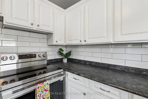 1014B Vanier Avenue Woodstock ON N4S 4K4