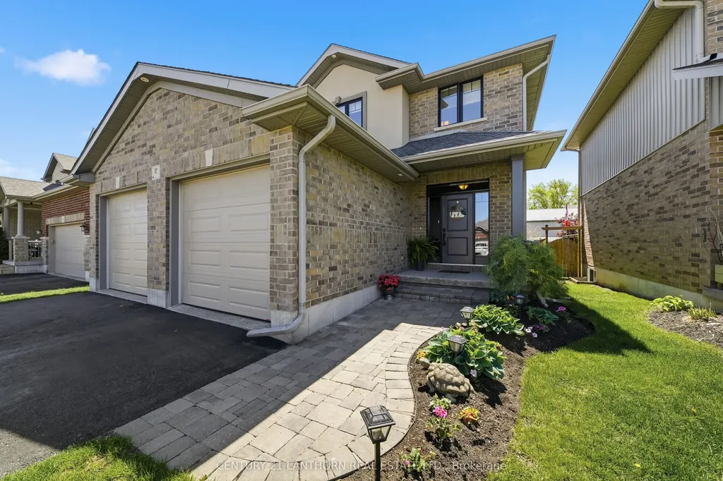 17 Cavendish Drive Belleville ON K8N 0C2