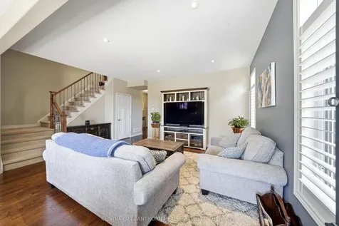17 Cavendish Drive Belleville ON K8N 0C2