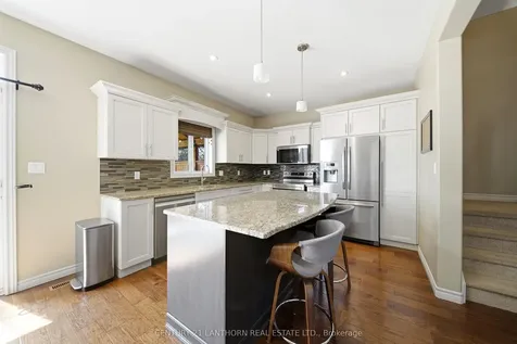 17 Cavendish Drive Belleville ON K8N 0C2