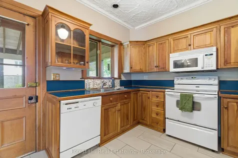218 Albert Street Ingersoll ON N5C 2Y6