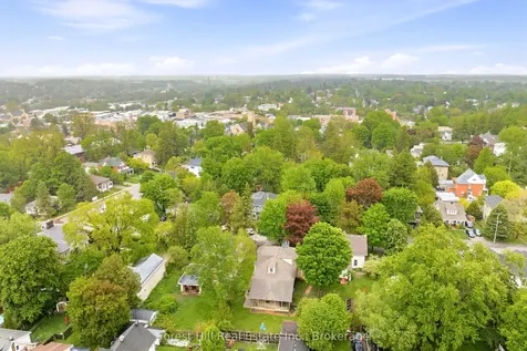 218 Albert Street Ingersoll ON N5C 2Y6