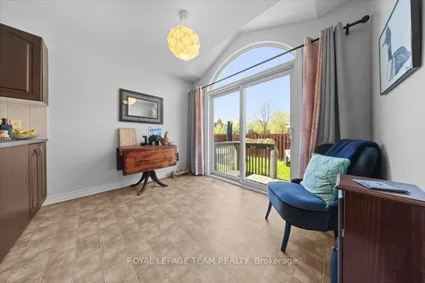 345 Forestbrook Street Kanata ON K2K 0B8
