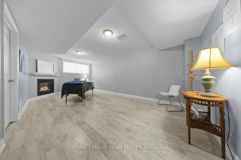 345 Forestbrook Street Kanata ON K2K 0B8