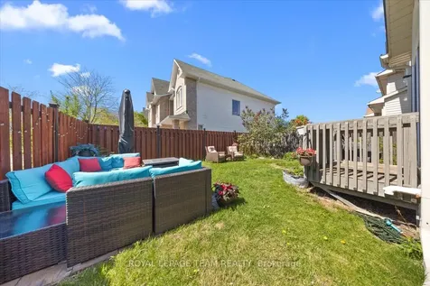 345 Forestbrook Street Kanata ON K2K 0B8