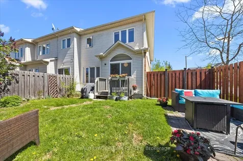 345 Forestbrook Street Kanata ON K2K 0B8