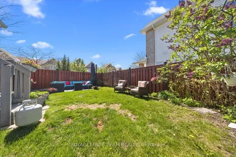 345 Forestbrook Street Kanata ON K2K 0B8