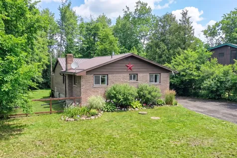 30 Woods Avenue Kawartha Lakes ON K0L 2W0