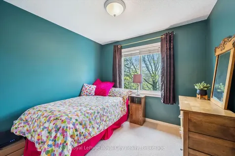 240 London Road W Guelph ON N1H 8N8