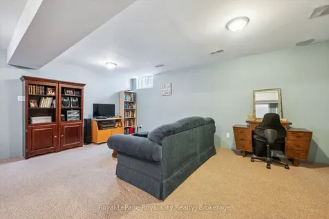 240 London Road W Guelph ON N1H 8N8