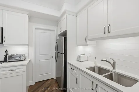 188 Wilmer Avenue Gananoque ON K7G 3C3