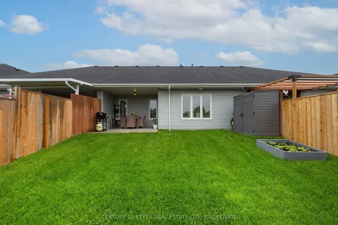 188 Wilmer Avenue Gananoque ON K7G 3C3