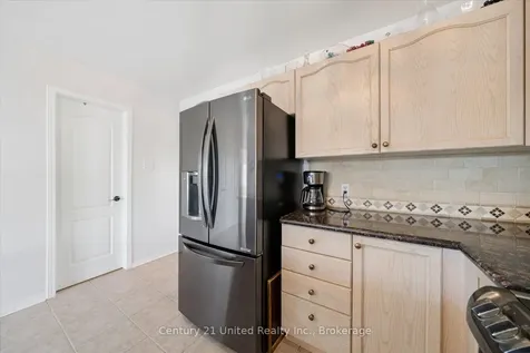 122 Parcells Crescent Peterborough ON K9K 2R2