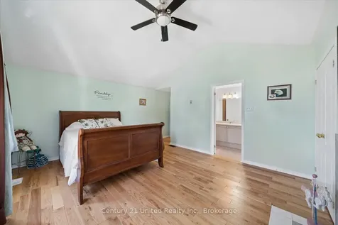 122 Parcells Crescent Peterborough ON K9K 2R2