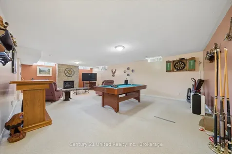 122 Parcells Crescent Peterborough ON K9K 2R2
