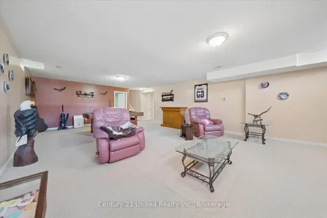 122 Parcells Crescent Peterborough ON K9K 2R2