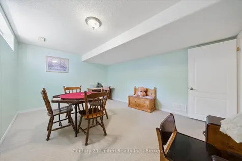 122 Parcells Crescent Peterborough ON K9K 2R2