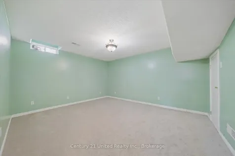 122 Parcells Crescent Peterborough ON K9K 2R2