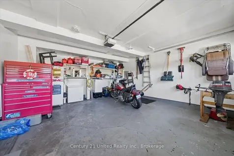 122 Parcells Crescent Peterborough ON K9K 2R2