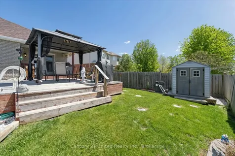 122 Parcells Crescent Peterborough ON K9K 2R2