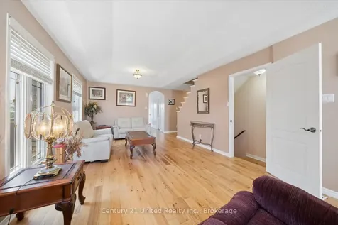 122 Parcells Crescent Peterborough ON K9K 2R2