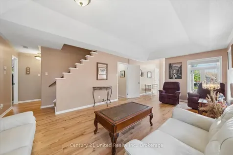 122 Parcells Crescent Peterborough ON K9K 2R2