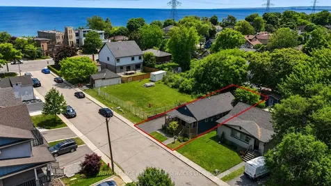 4 Rembe Avenue Hamilton ON L8H 7G6