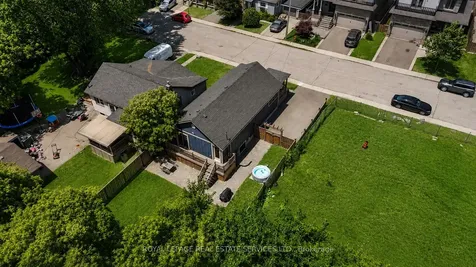 4 Rembe Avenue Hamilton ON L8H 7G6