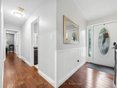 30 Carl Crescent Hamilton ON L8B 0G5