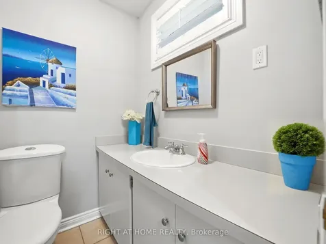 30 Carl Crescent Hamilton ON L8B 0G5