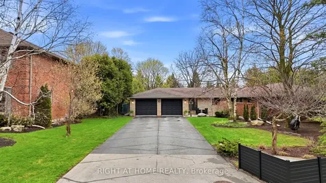 30 Carl Crescent Hamilton ON L8B 0G5
